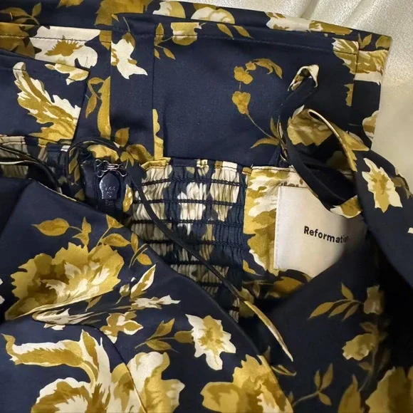 Reformation Frankie Silk Dress in Divinity *NWT* - Picture 5 of 6